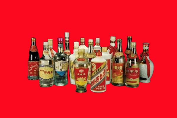 伊犁回收十八老酒.jpg